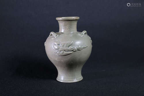 YUE WARE CELADON GLAZED 'CLOUDS' VASE