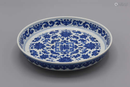 BLUE AND WHITE 'FLOWERS' DISH