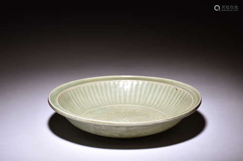 CELADON GLAZED LONGQUAN WARE BASIN