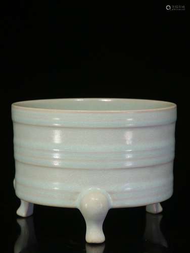 CELADON GLAZED TRIPOD WASHER