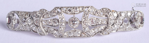 A FINE ART DECO PLATINUM AND DIAMOND BR…