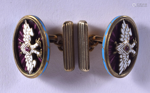 A PAIR OF CONTINENTAL SILVER GILT A…