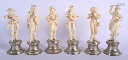 A RARE SET OF SIX 19TH CENTURY EUROPEAN DIEPPE …