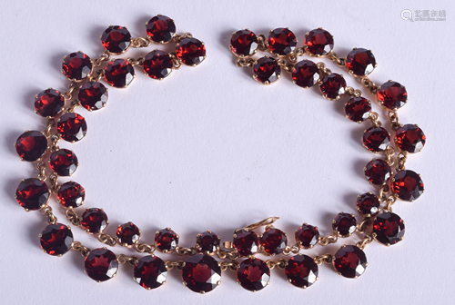 AN ANTIQUE GOLD MOUNTED GARNET NECKLA…