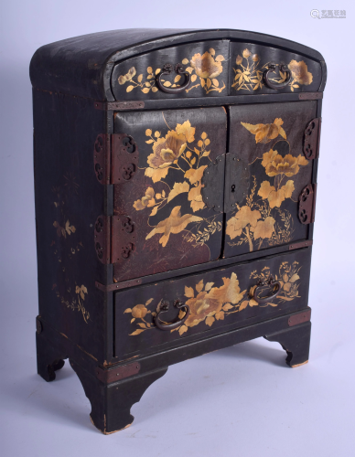 A 19TH CENTURY JAPANESE MEIJI PERIOD BLAC…