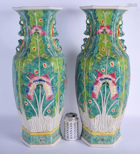 A LARGE PAIR OF CHINESE TWIN HANDLED FA…