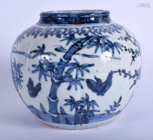 A CHINESE BLUE AND WHITE PORCELAIN MELON S…