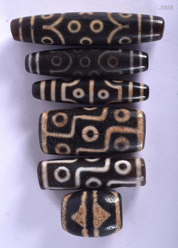 SIX CHINESE TIBETAN AGATE ZHU BEADS 20th Cent…