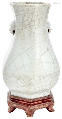 A Chinese Guan-Type Porcelain Vase