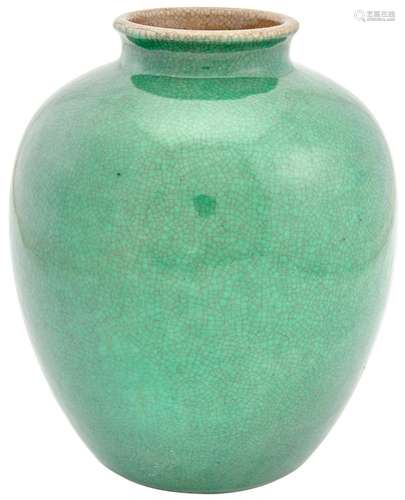 A Chinese Apple Green Porcelain Jar