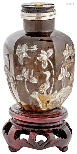 A Chinese Smoky Quartz Snuff Bottle