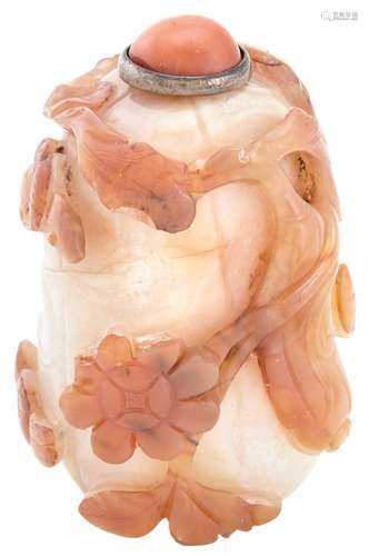 A Chinese Carnelian Snuff Bottle