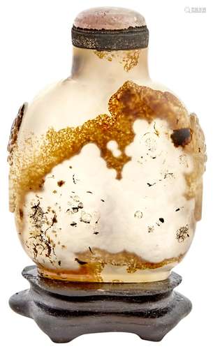 A Chinese Shadow Agate Snuff Bottle