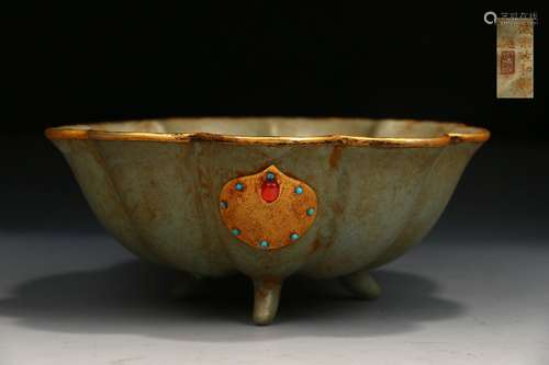 Chinese Ru Kiln Porcelain Bowl In Song Dynasty