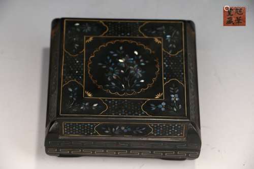 Chinese Lacquerwave Box In Qing Dynasty