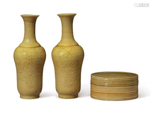 THREE YELLOW-GLAZED VESSELS, QING DYNASTY, 19TH CENTURY