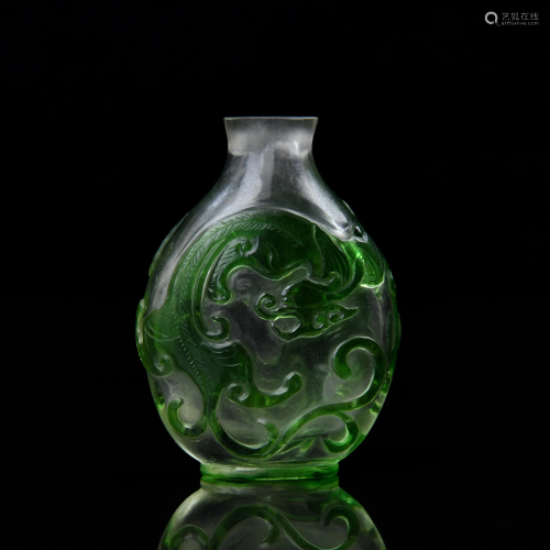 Translucent Green Glass Snuff Bottle
