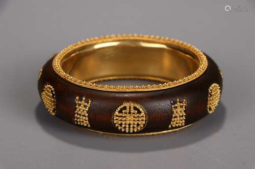 A Chinese Agarwood Bangle With Auspicious Pattern