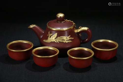 A Set Of Agate Teapot With Phoenix