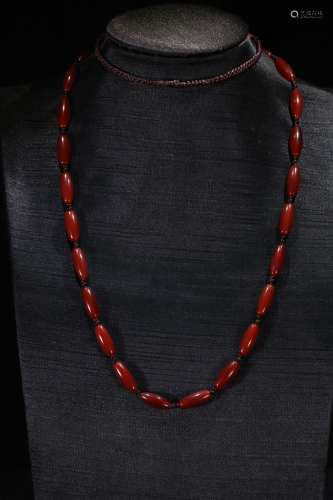 A Chinese Agate  Necklace