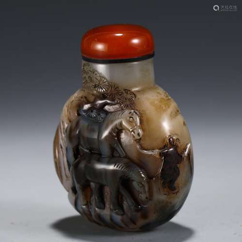 A Chinses Agate  Snoof Bottle With Story Pattern