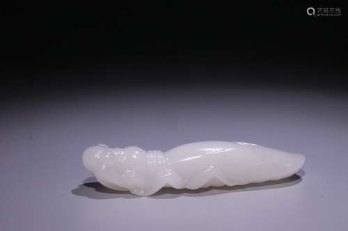 A Chinese Hetian Jade Beast Carving Pendant