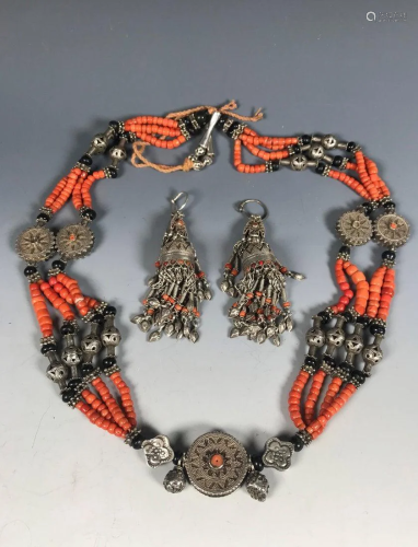 A Set Of Silver Necklace & Earring With Coral
