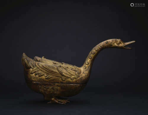 Qing dynasty gilt bronze duck