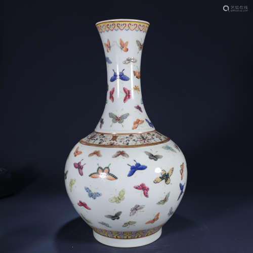 Qing dynasty famille-rose bottle with butterfly pattern