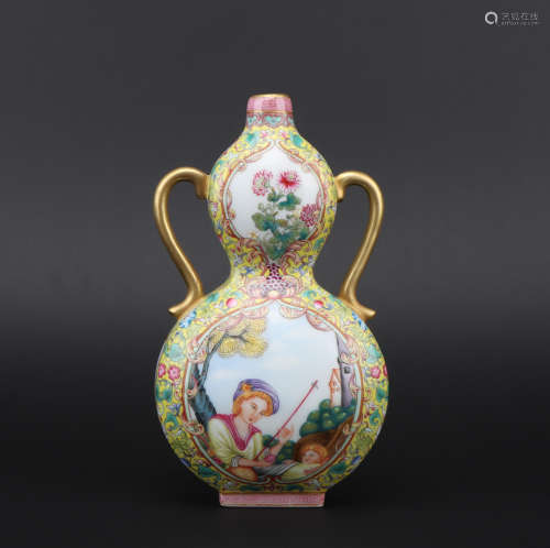 Qing dynasty enamel glaze bottle