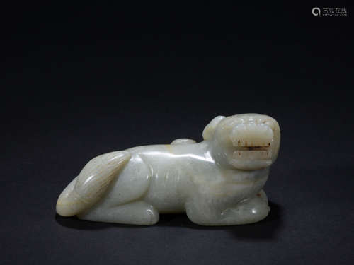 Qing dynasty jade beast ornament