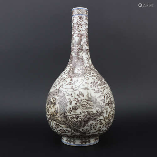 Qing dynasty copper-red-glazed bottle