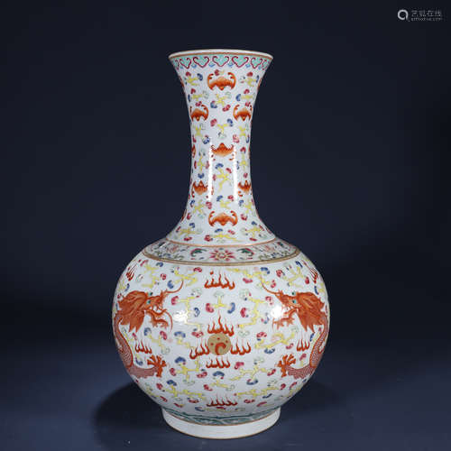 Qing dynasty famille-rose bottle with dragon pattern