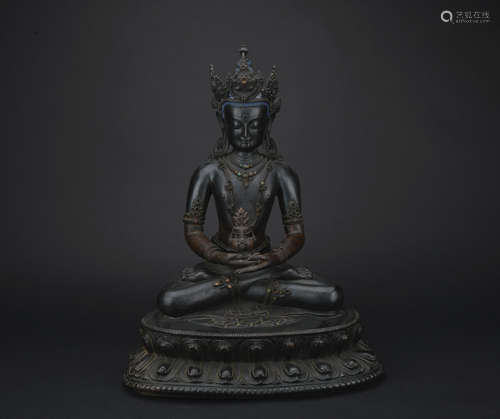 Qing dynasty bronze statue of Medicine Buddha