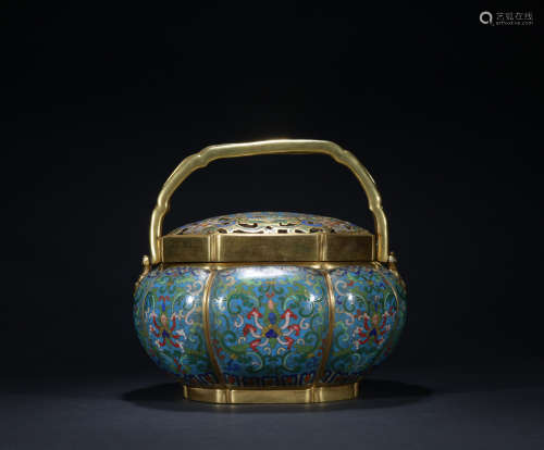 Qing dynasty cloisonne cover box with flowers pattern