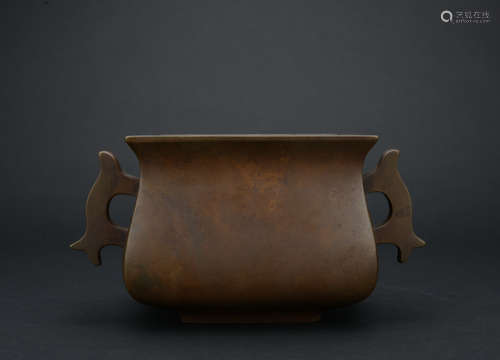 Qing dynasty bronze incense burner