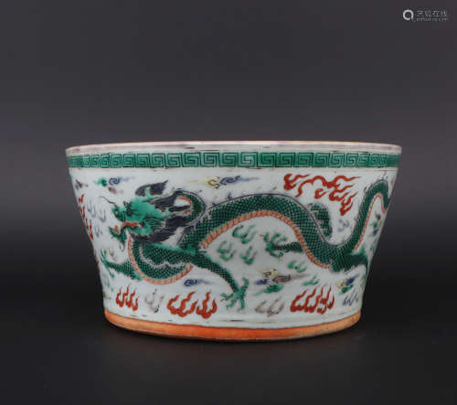 Qing dynasty Dou Cai brush washer with dragon pattern