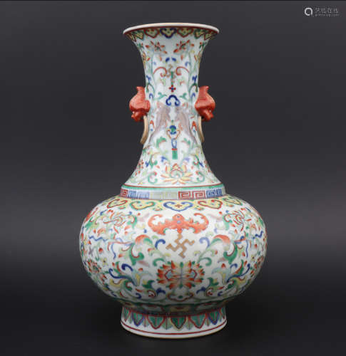 Qing dynasty Dou Cai bottle