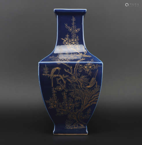Qing dynasty blue-glazed vase