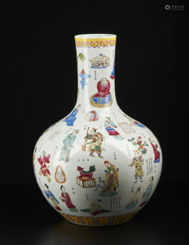 Arte Cinese A large tianchuping porcelain vase pa…