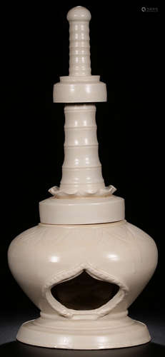 A DING YAO WHITE GLAZE PAGODA