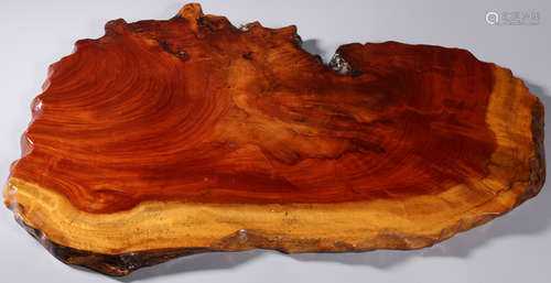 A WOOD PLATE NATURE SHAPED