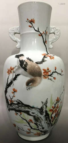 A SHALLOW GLAZE VASE PAINTED WITH FLOWER&BIRD