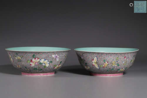 PAIR OF ENAMELED GLAZE BOWL WITH FLOWER PATTERN