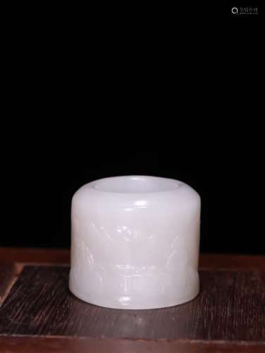 A Chinese Hetian Jade Thumb Ring Of Story Pattern