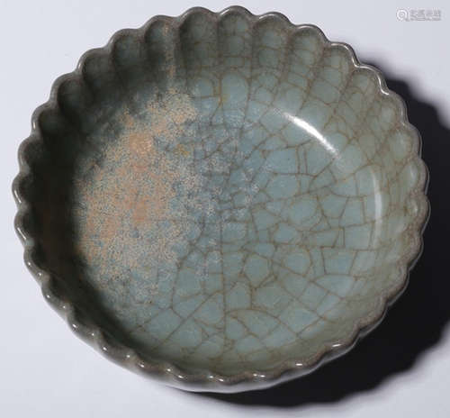 A GE YAO BLUE GLAZE BRUSH WASHER