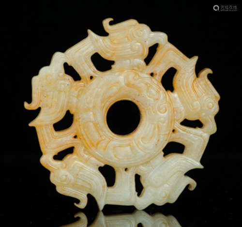 AN ANTIQUE JADE BI CARVED WITH BEAST