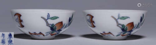 PAIR OF DOUCAI GLAZE CUP WITH PEACH PATTERN