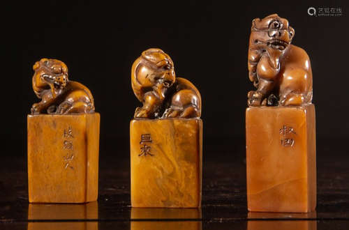 SET OF SHOUSHAN STONE SEAL SHAPED WITH BEAST