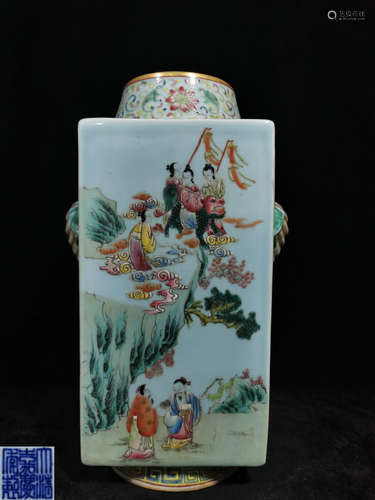 A FAMILLE ROSE GLAZE VASE WITH FIGURE PATTERN